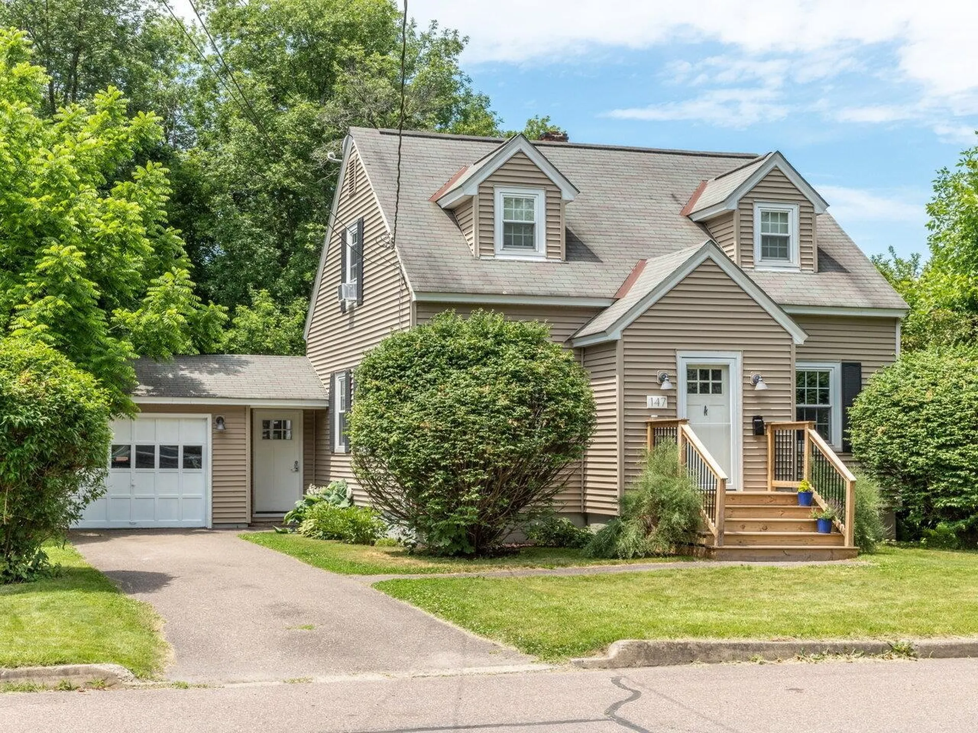 147 Locust Terrace Burlington VT 05401