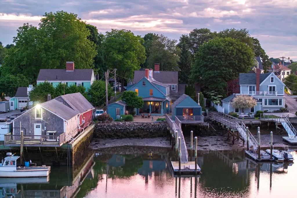 53 Pray Street Portsmouth NH 03801