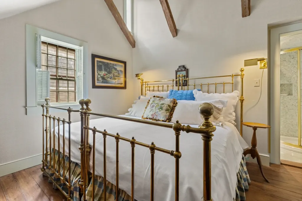 53 Pray Street Portsmouth NH 03801