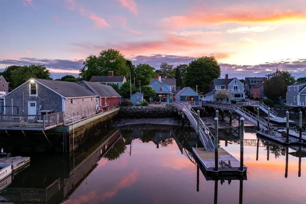 53 Pray Street Portsmouth NH 03801