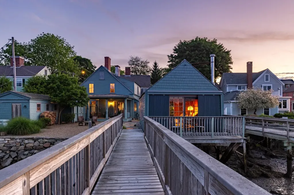 53 Pray Street Portsmouth NH 03801