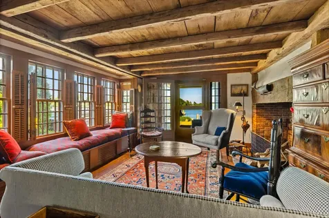 53 Pray Street Portsmouth NH 03801