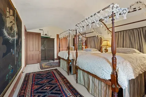 53 Pray Street Portsmouth NH 03801