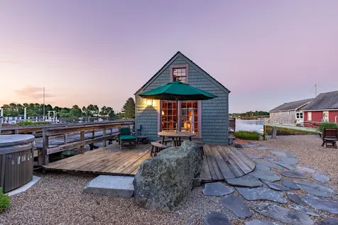 53 Pray Street Portsmouth NH 03801