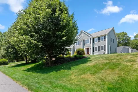 15 Westridge Drive Hampton NH 03842
