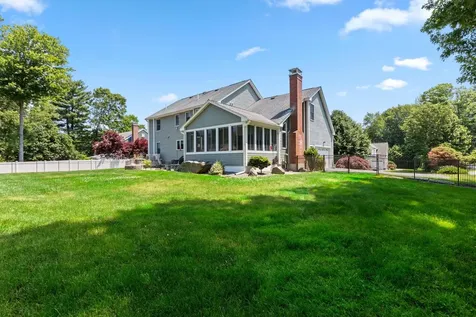 15 Westridge Drive Hampton NH 03842