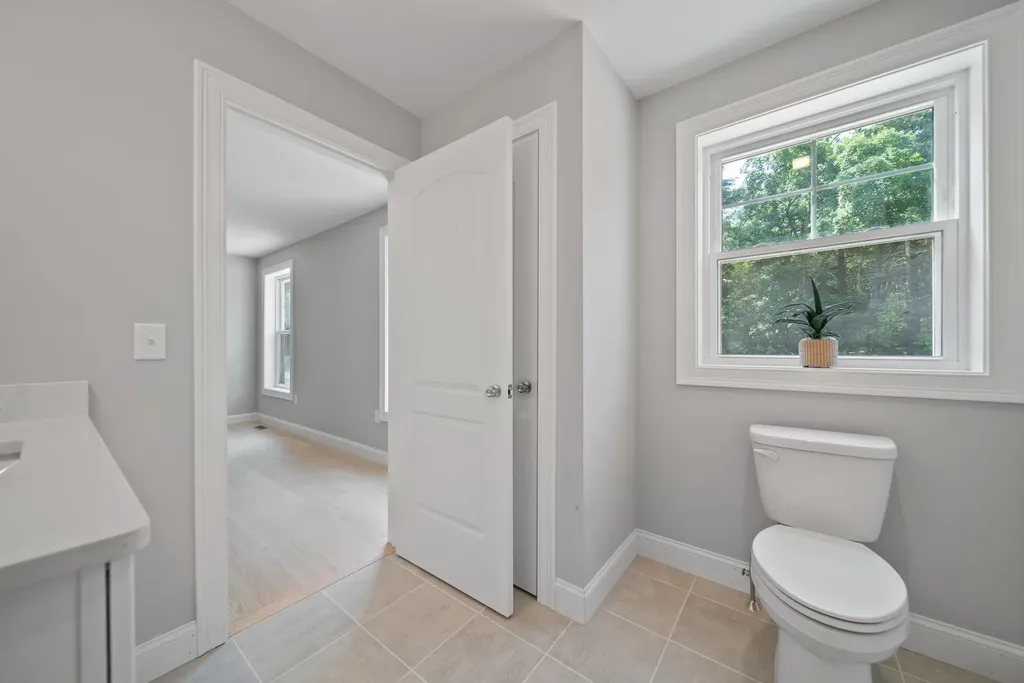 5 Cypress Lane Windham NH 03087