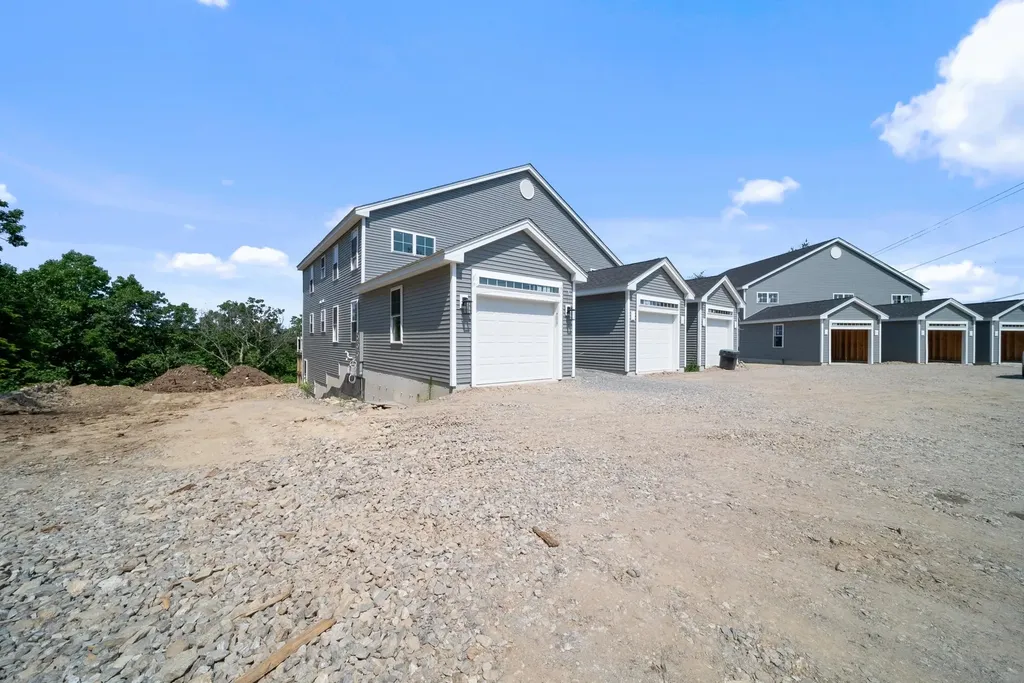 5 Cypress Lane Windham NH 03087