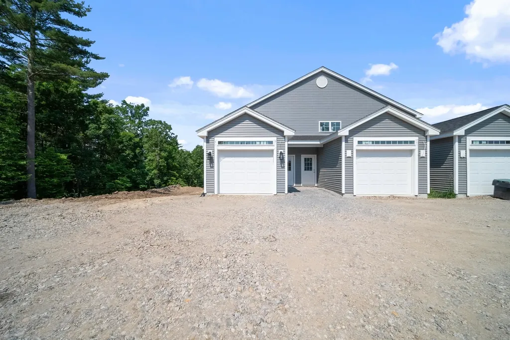 5 Cypress Lane Windham NH 03087