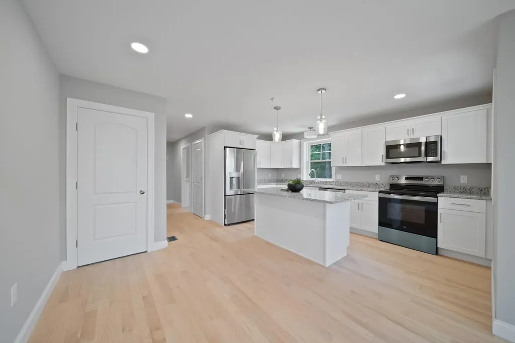 5 Cypress Lane Windham NH 03087