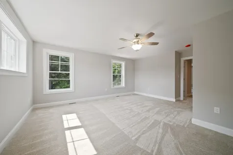 5 Cypress Lane Windham NH 03087