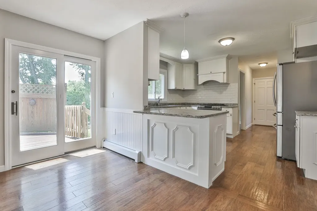31 Walnut Hill Road Amherst NH 03031