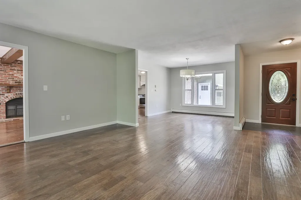 31 Walnut Hill Road Amherst NH 03031