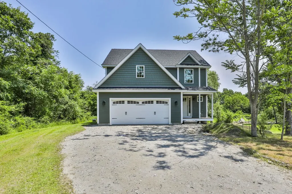 285 Morse Road Manchester NH 03104