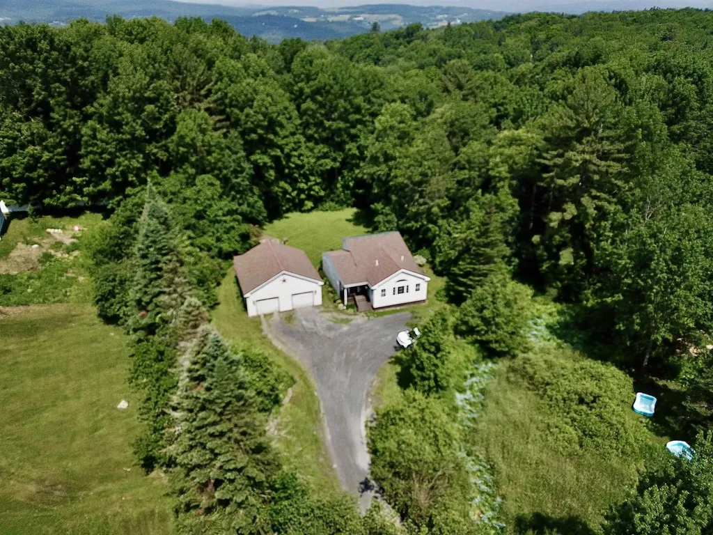 593 Graniteville Road Barre Town VT 05641