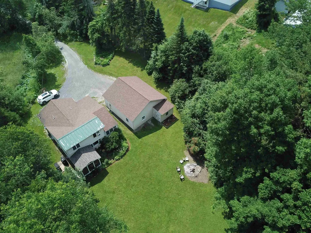 593 Graniteville Road Barre Town VT 05641