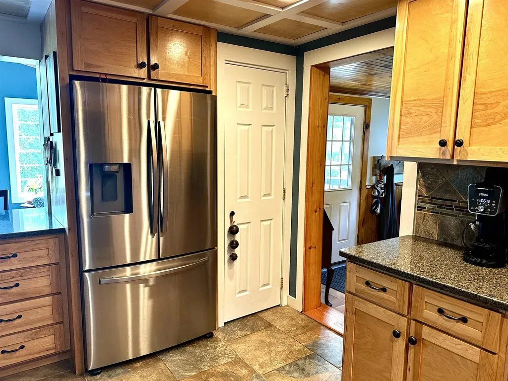 593 Graniteville Road Barre Town VT 05641