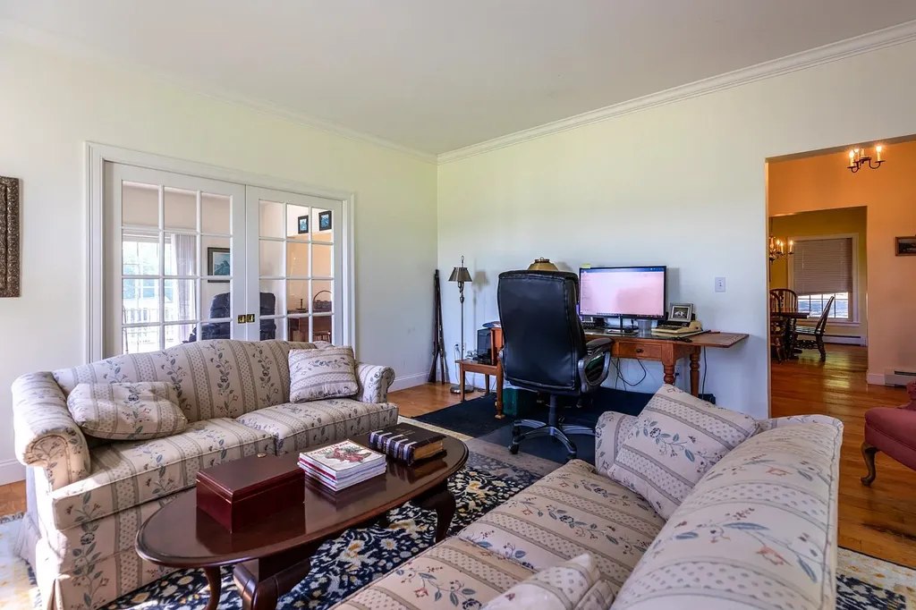 2768 Hunt Road Windsor VT 05089