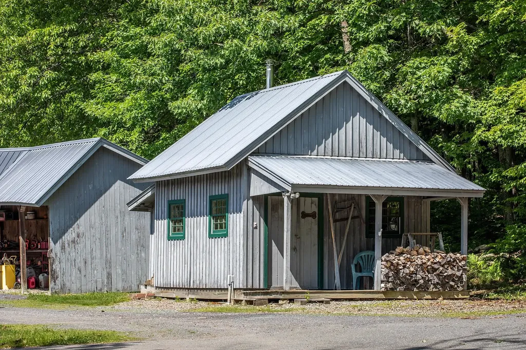 2768 Hunt Road Windsor VT 05089