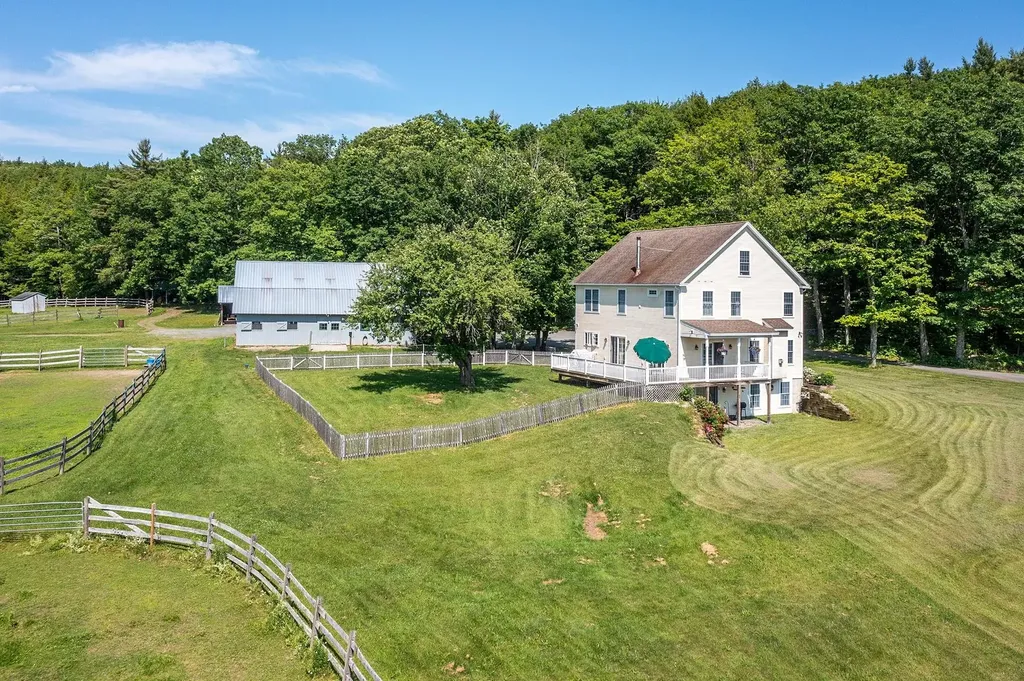 2768 Hunt Road Windsor VT 05089