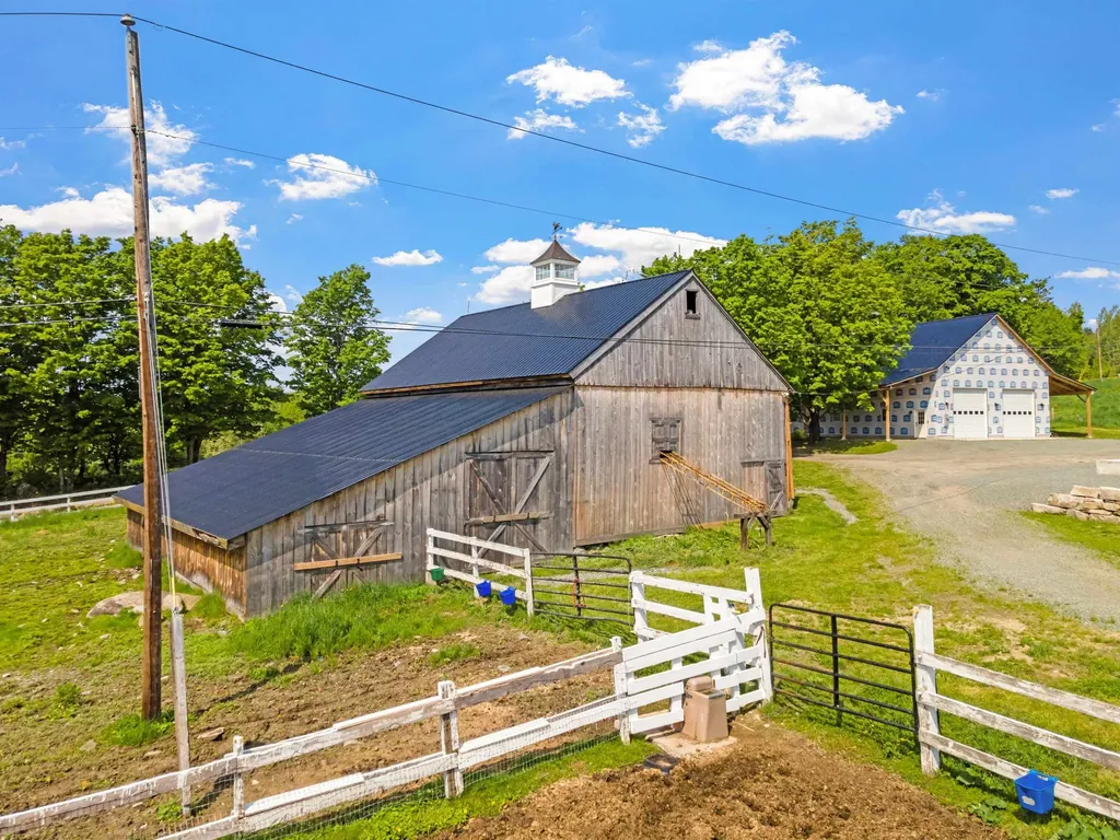 682 Kimball Road Lunenburg VT 05906
