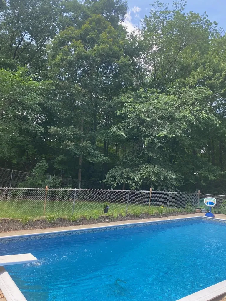 36 Meisner Road Salem NH 03079