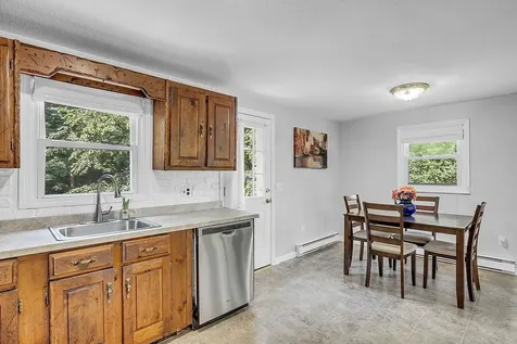 36 Meisner Road Salem NH 03079