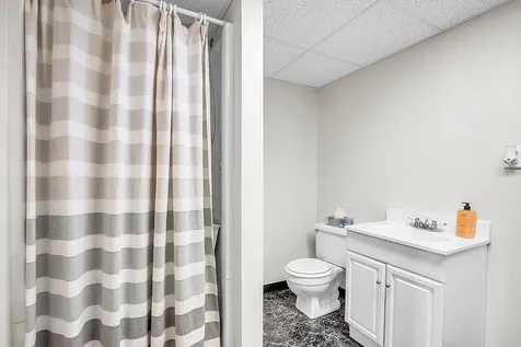 36 Meisner Road Salem NH 03079