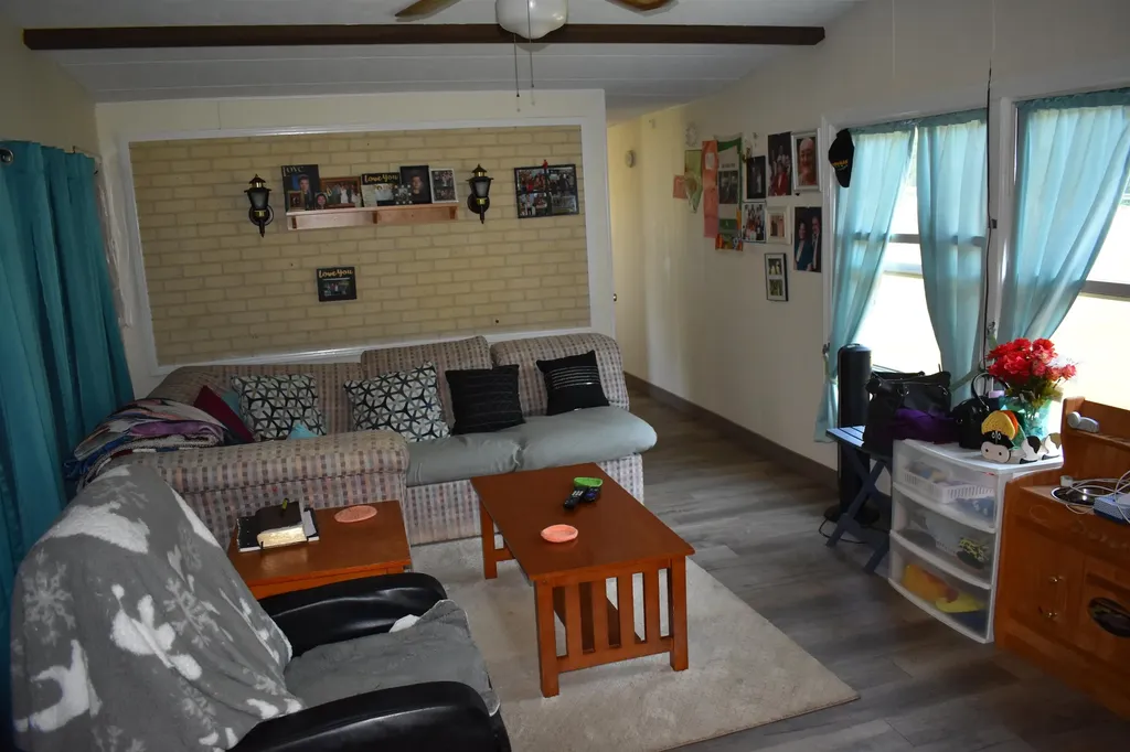 12 Cogswell Way Enfield NH 03748