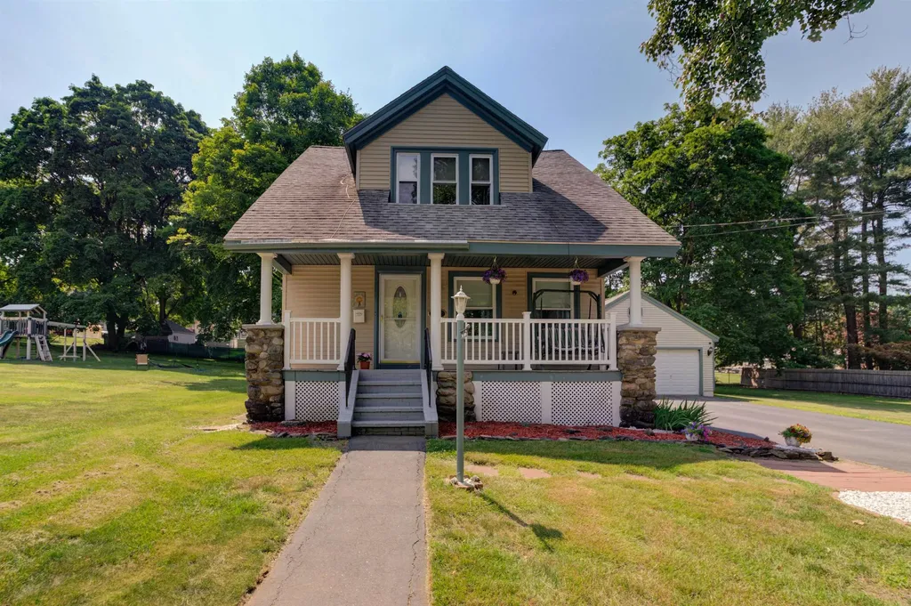 53 Coral Street Haverhill MA 01830