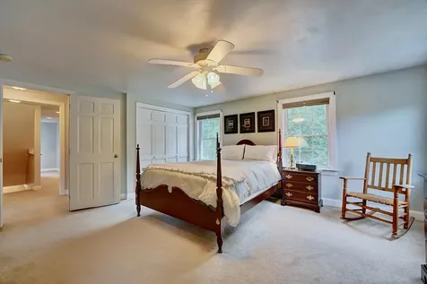 132 Winnicutt Road Stratham NH 03885