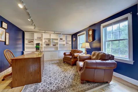 132 Winnicutt Road Stratham NH 03885
