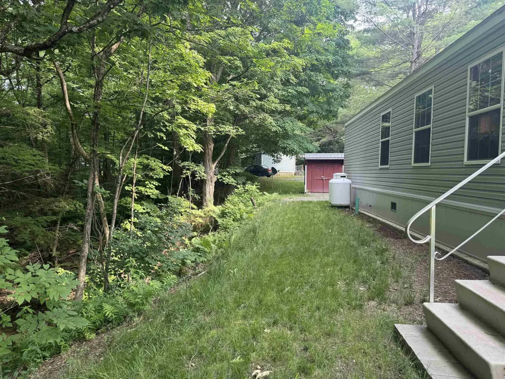 31 Linden Drive Hartford VT 05001