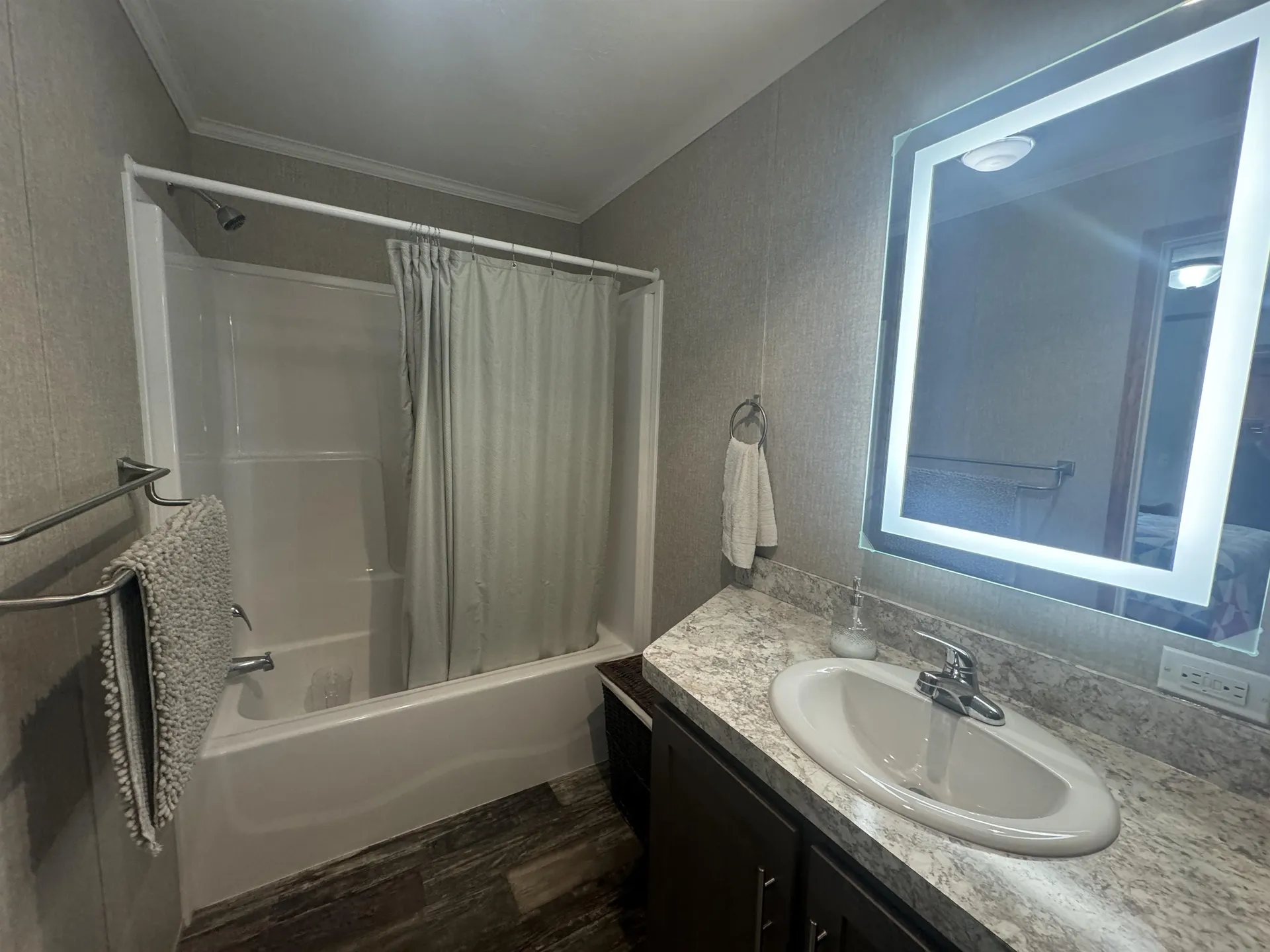31 Linden Drive Hartford VT 05001