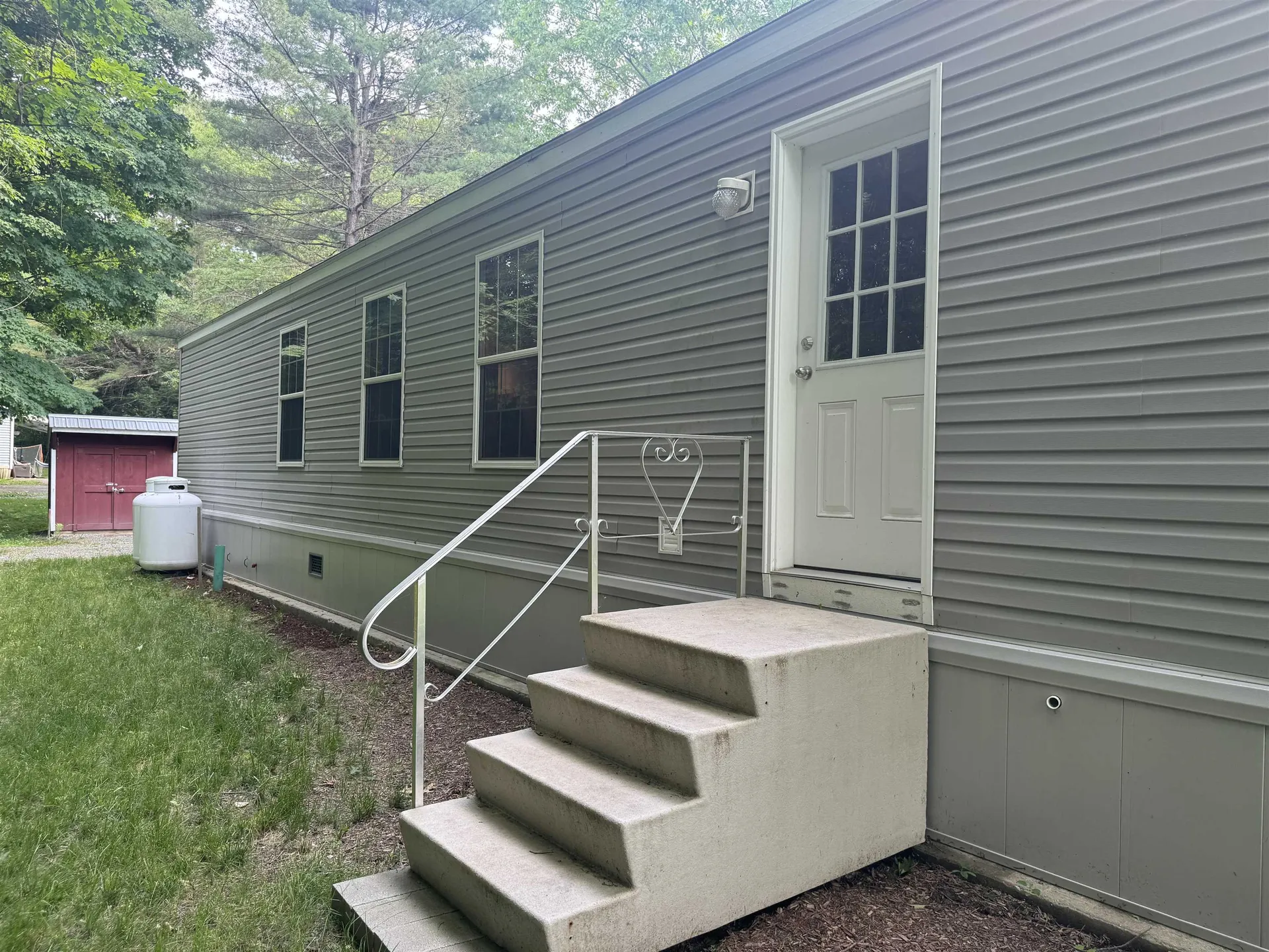 31 Linden Drive Hartford VT 05001