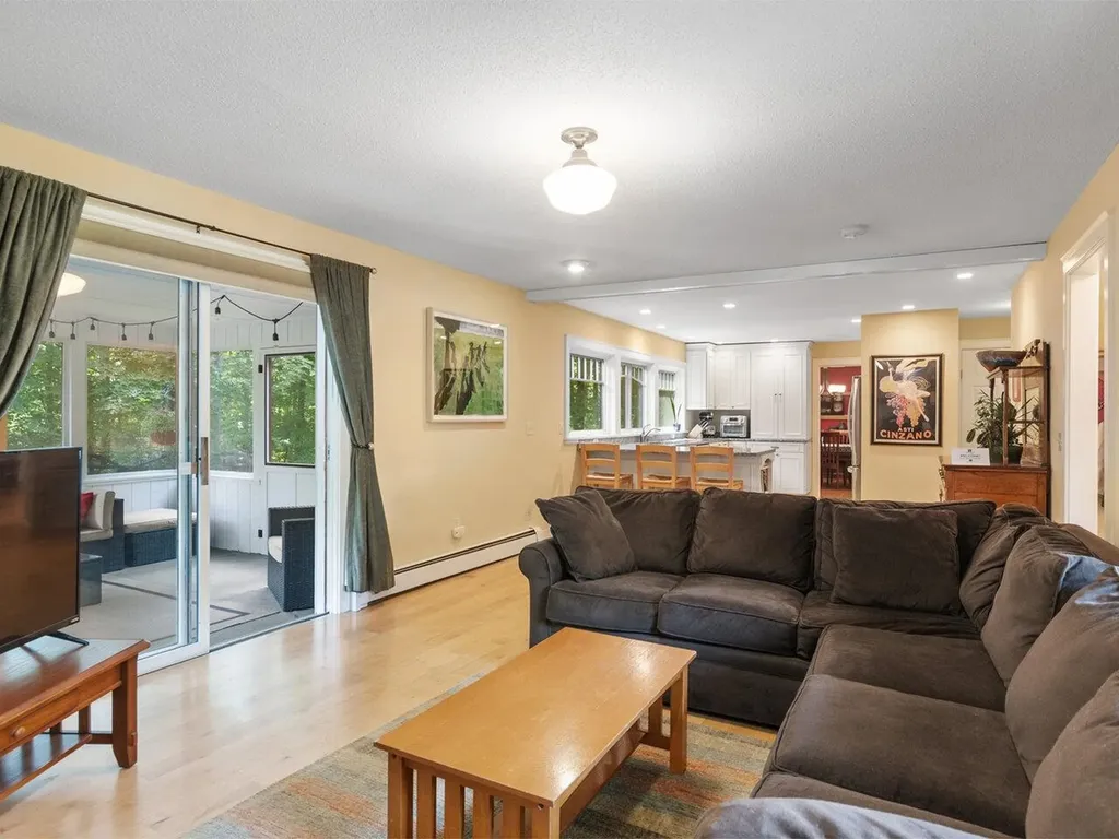 86 Summit Circle Shelburne VT 05482