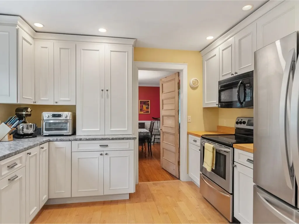 86 Summit Circle Shelburne VT 05482