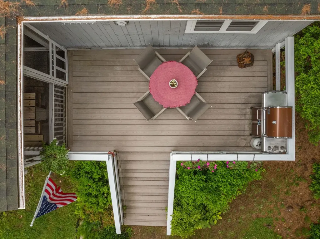 199 Hanson Drive Moultonborough NH 03254