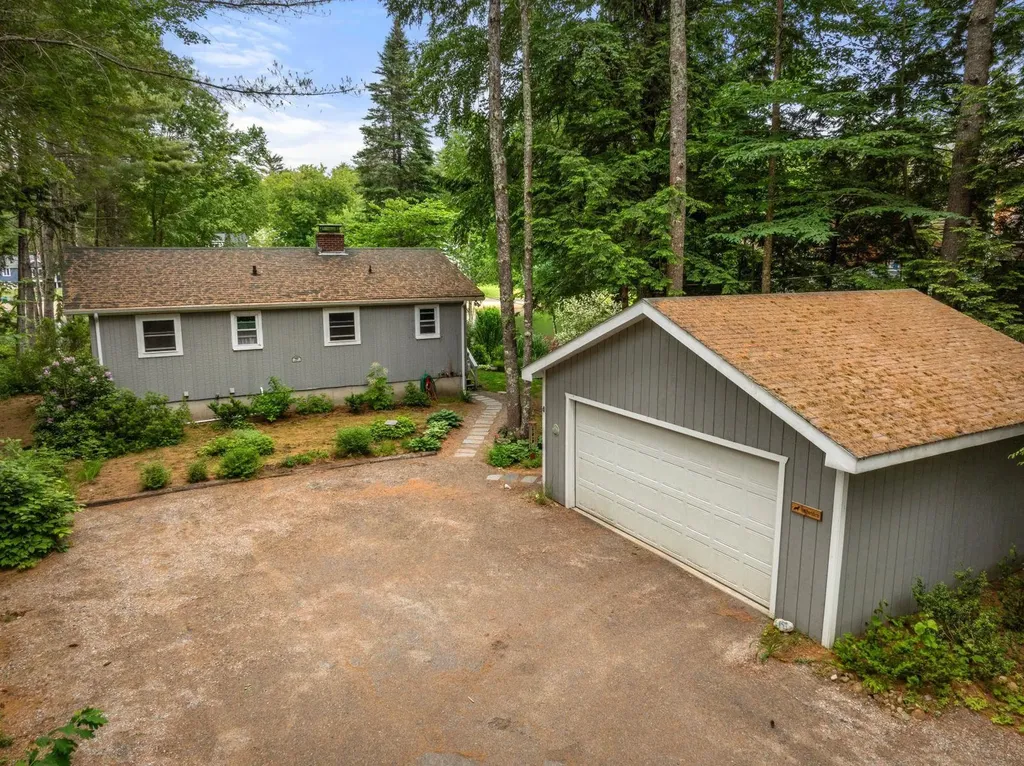 199 Hanson Drive Moultonborough NH 03254