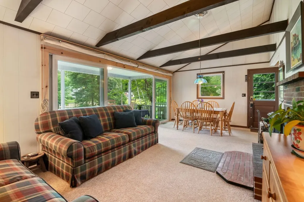 199 Hanson Drive Moultonborough NH 03254