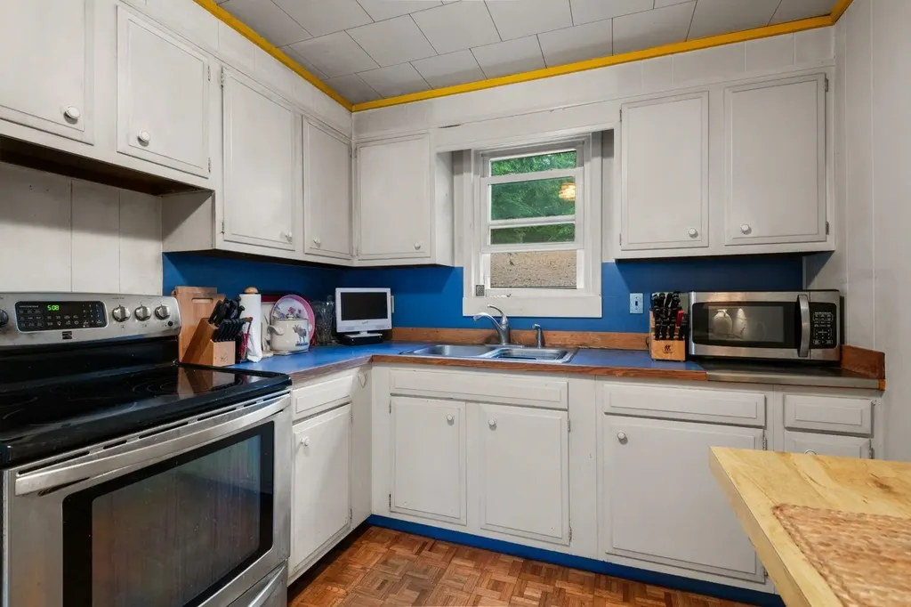 199 Hanson Drive Moultonborough NH 03254