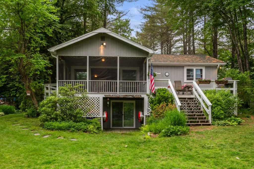 199 Hanson Drive Moultonborough NH 03254