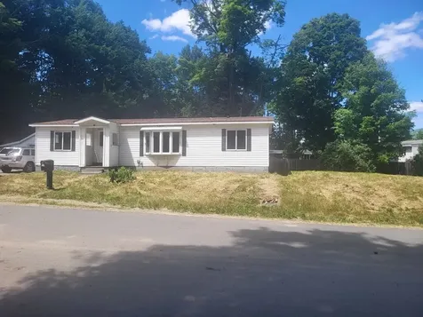 18 Lary Street Gorham NH 03581