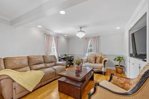 63 Main Street Plaistow NH 03865