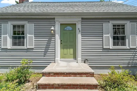 63 Main Street Plaistow NH 03865
