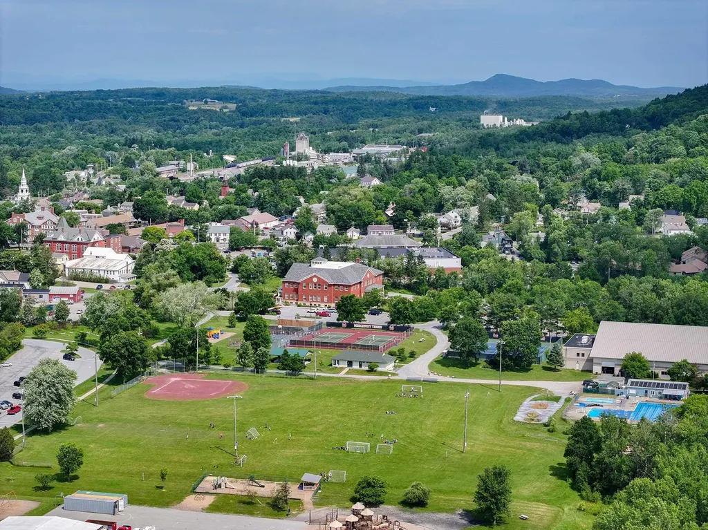 12 Overbrook Drive Middlebury VT 05753