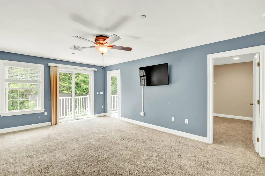 26 Deborah Lane Dover NH 03820