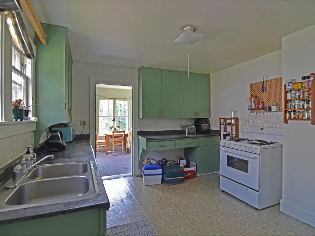 150 East Avenue Burlington VT 05401