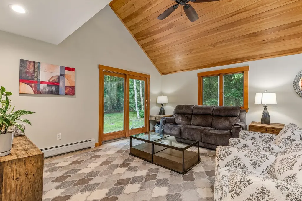 844 Second Crown Point Road Strafford NH 03884