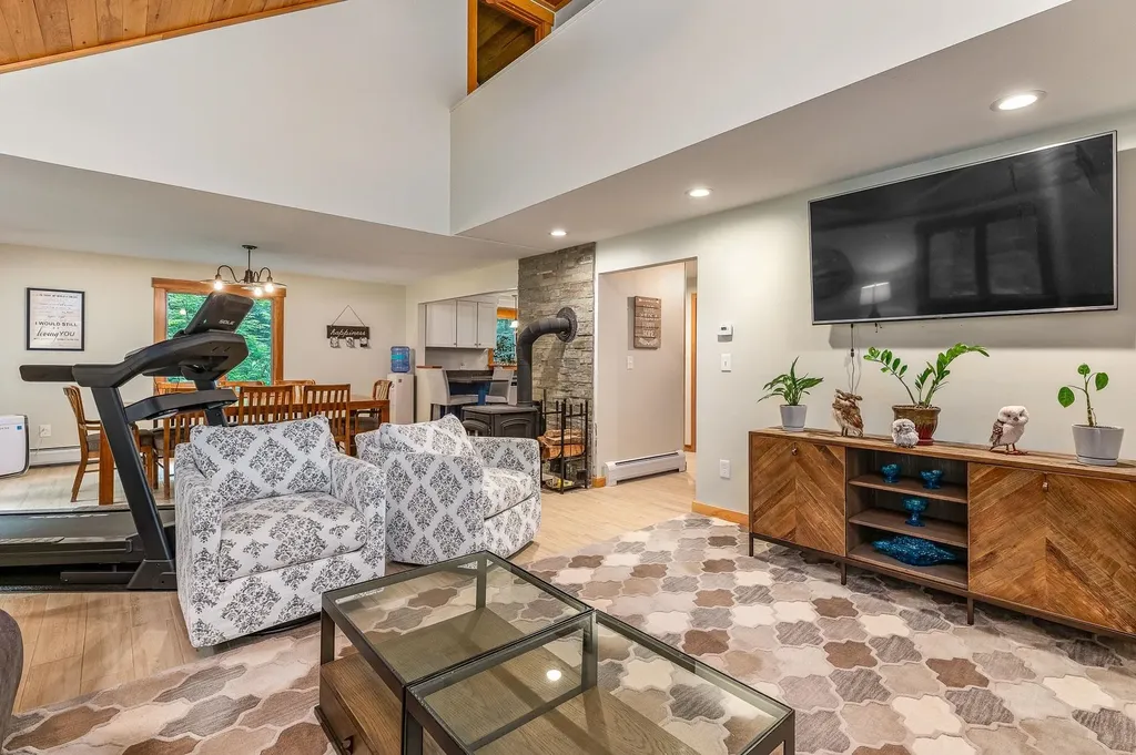 844 Second Crown Point Road Strafford NH 03884